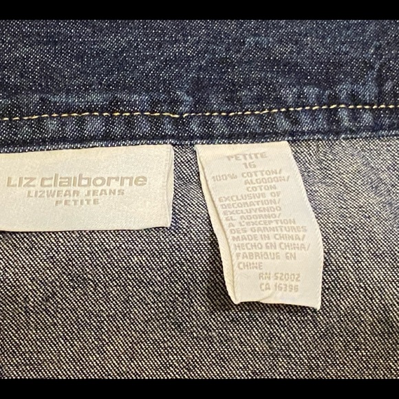 Liz Claiborne Women’s Size 16 Petite Denim Skirt Dark Wash Trim Design Side Zip - Picture 7 of 9